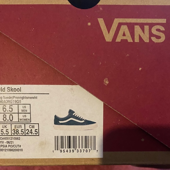 Vans - Picture 4 of 5